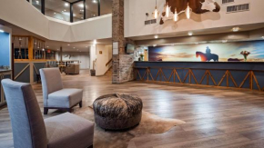 Best Western Plus Saddleback Inn and Conference Center